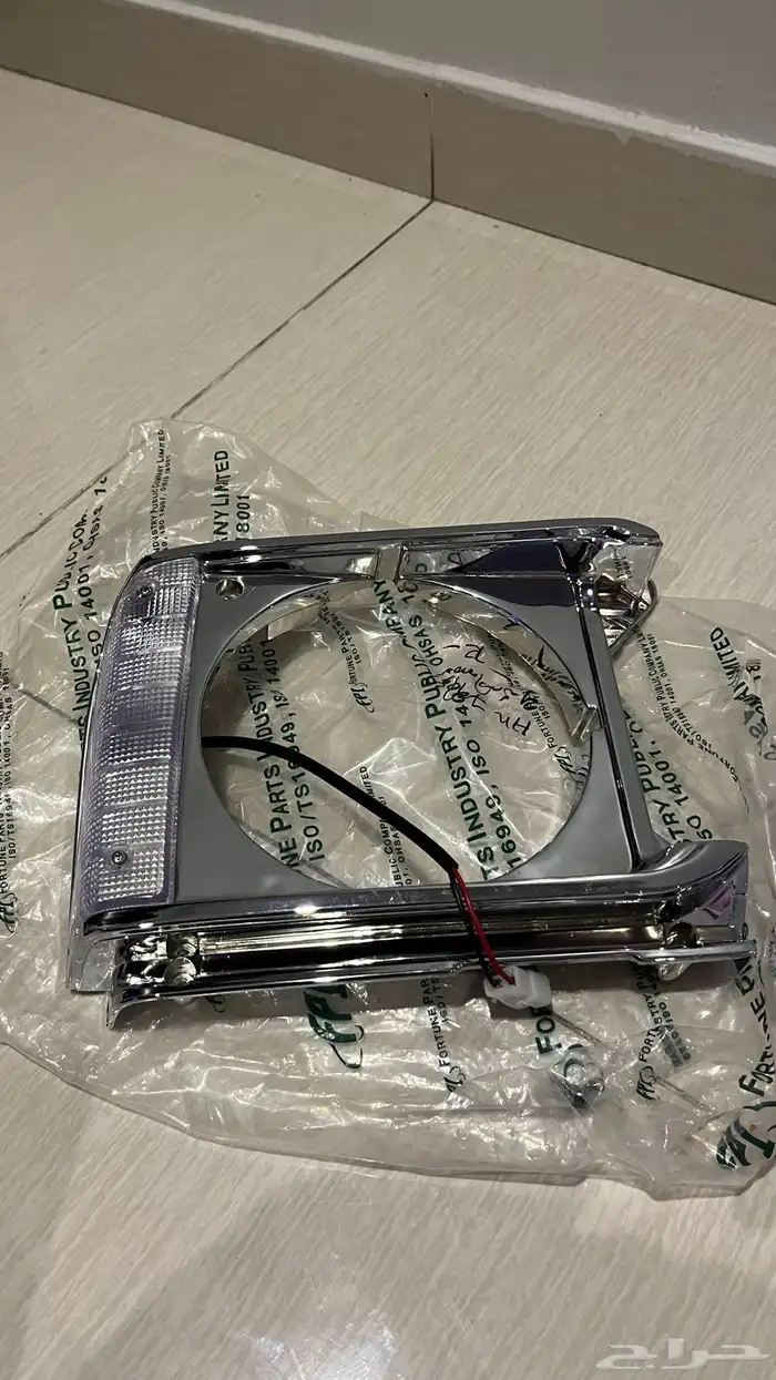 شمبر نور هايلكس 79 - 81 3