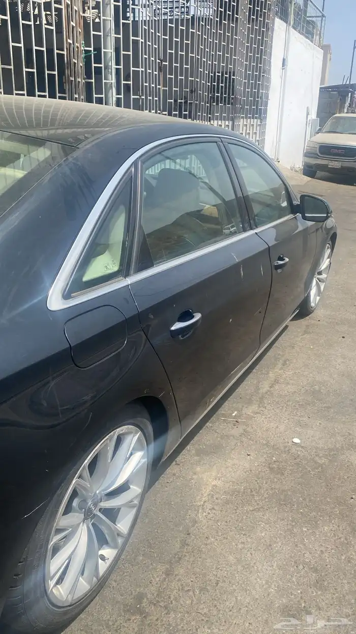 اودي A8 8