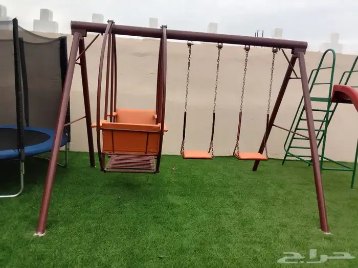 مراجيح وألعاب ترفيهية للأطفال والكبار ودرجات 31