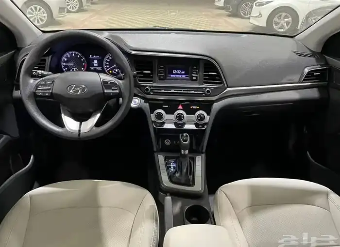 Teaching car driving for women and men 4