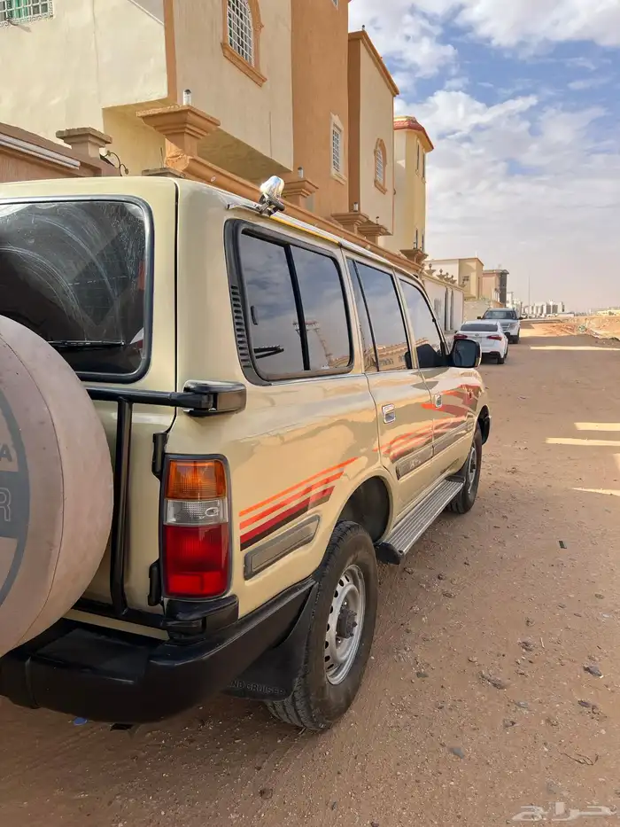 للبيع صالون 97 بيج في محافظة شروره 3