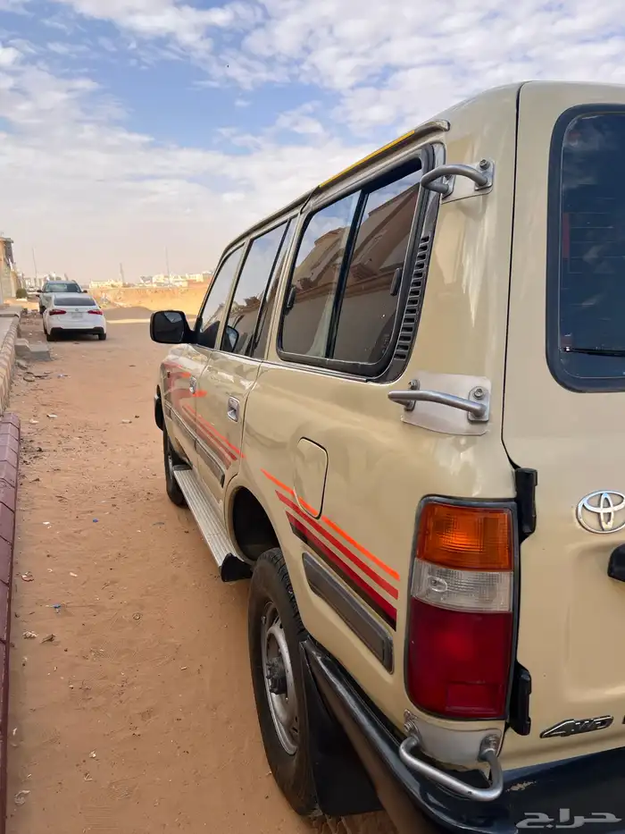 للبيع صالون 97 بيج في محافظة شروره 5