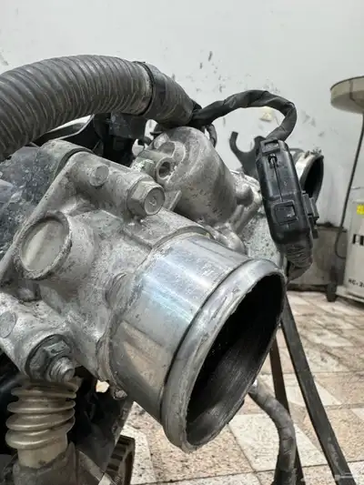 قطع غيار هونداي وكيا ديزل مستعمل 11