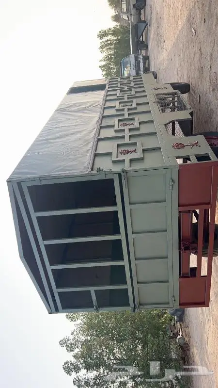 للبيع قلص سحب غرفه ومستودع 2