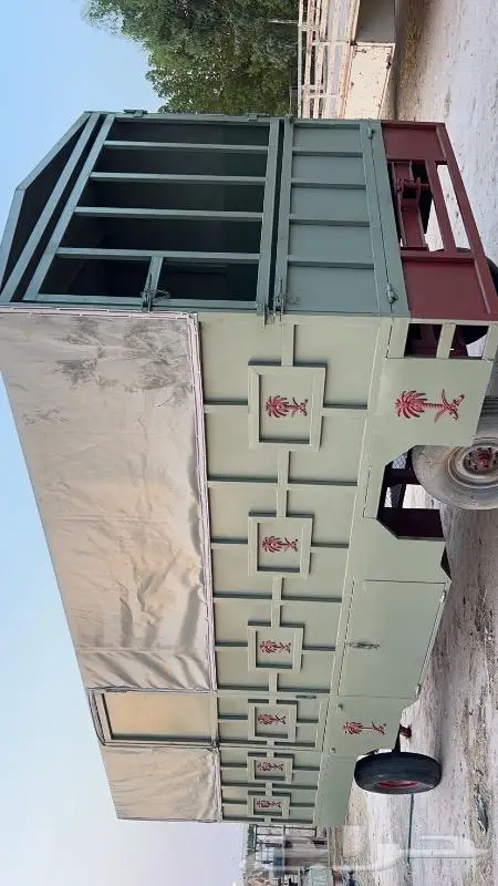 للبيع قلص سحب غرفه ومستودع 4