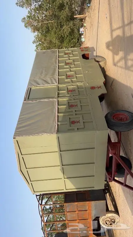 للبيع قلص سحب غرفه ومستودع 7