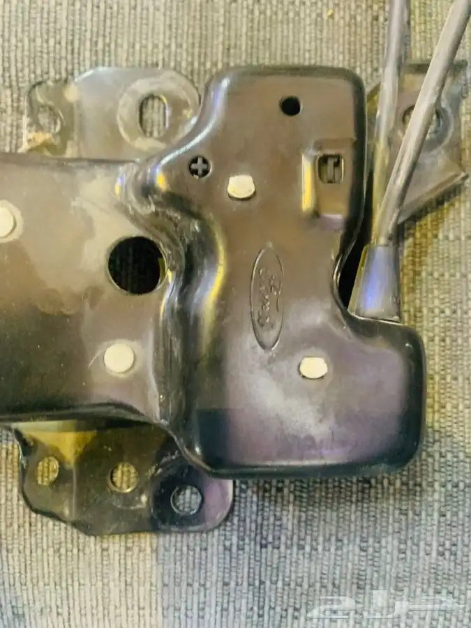 قفل الشنطة اصلي - فورد فكتوريا وماركيز 1