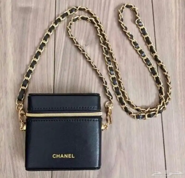شنط ماركات مخفظه 0