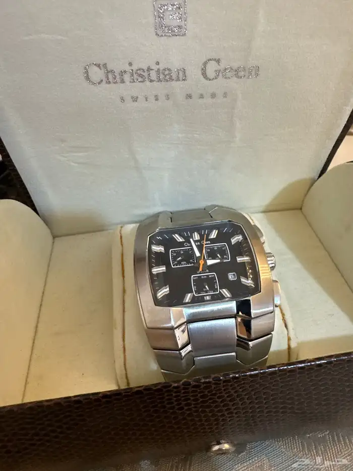 الحقو على الفخامه ساعات وجزم رجالي 10