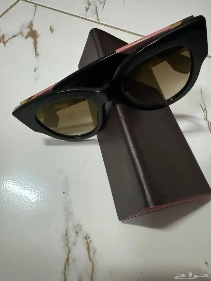 2 نظاره شمسيه نسائيه فندي وكرستان ديور 4