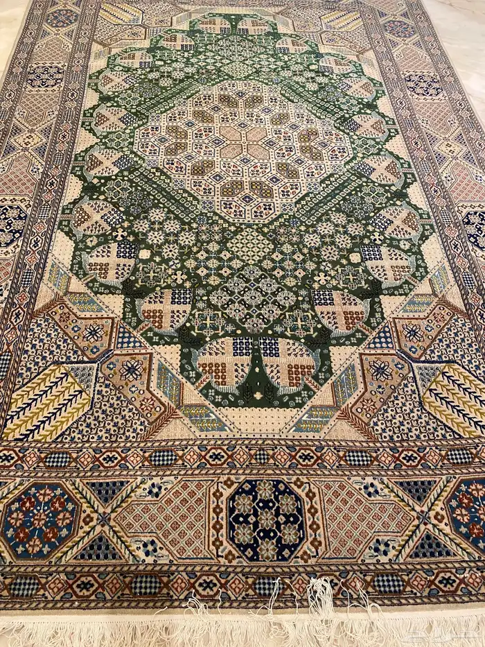 للبيع سجاد ايراني يدوي شيشلا 0