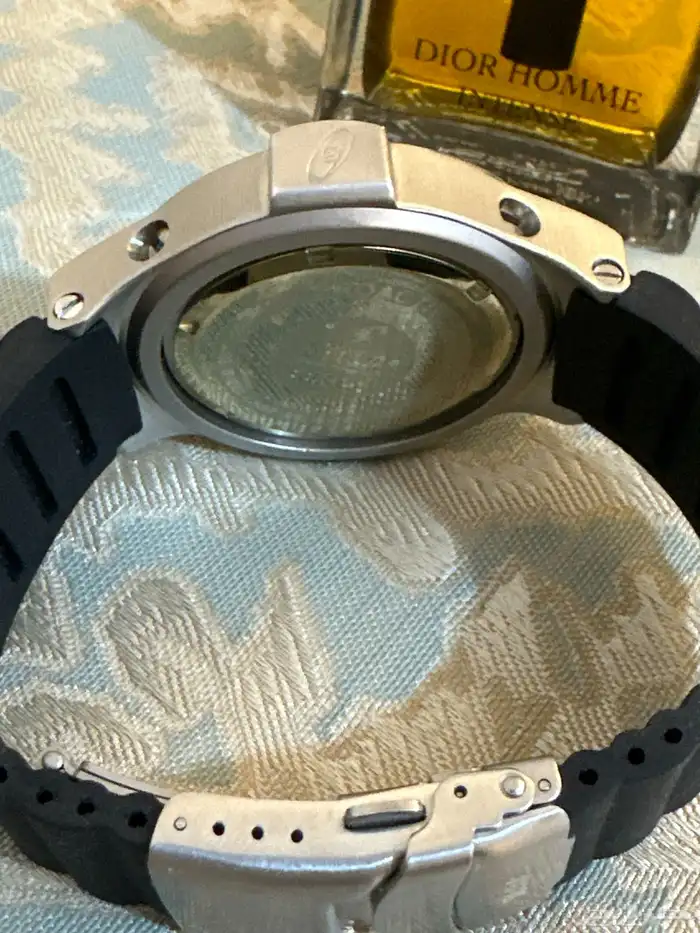 الحقو على الفخامه ساعات وجزم رجالي 6