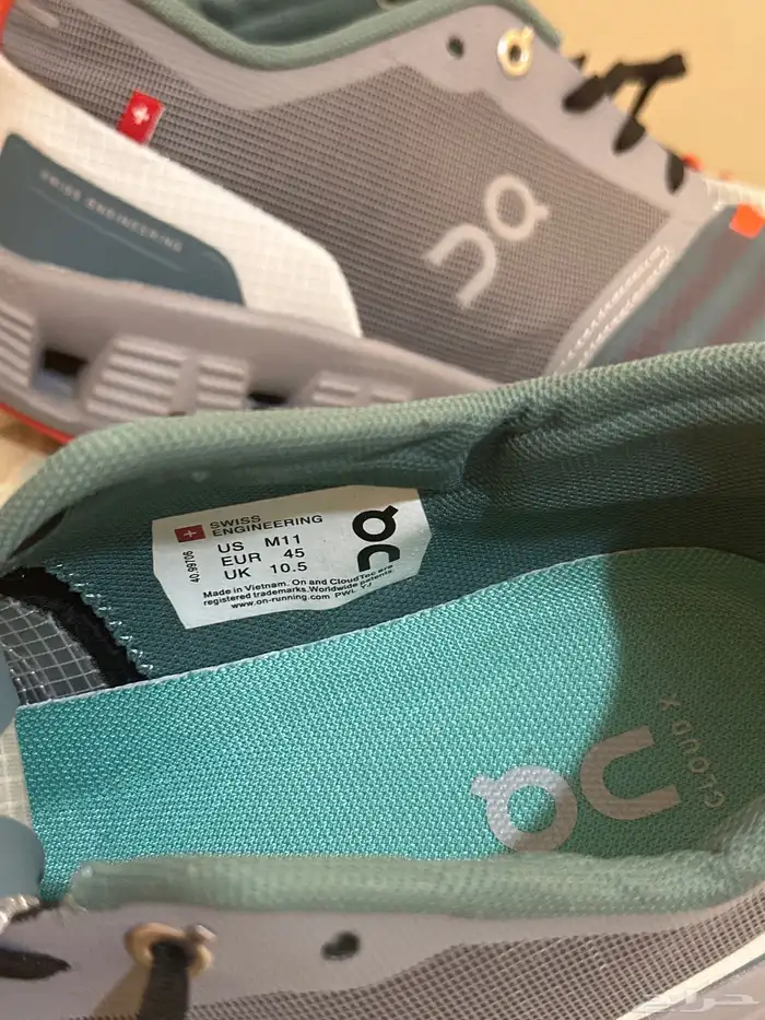 الحقو على الفخامه ساعات وجزم رجالي 24