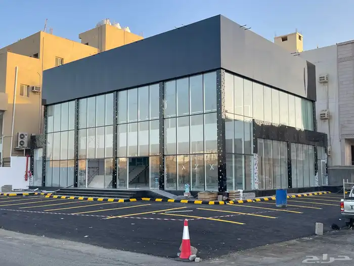 اعمال الكلادينج والتشطيبات 0