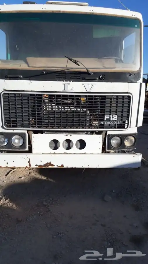 للبيع راس تريلا فلفو F12 عايدي 0