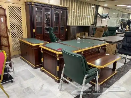 اثاث المكاتب جديد   طاولات مدير  كنب مكتبي  دولاب كتب  لوكر 12