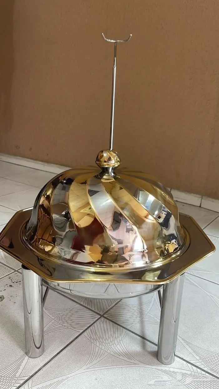 سخان كوزى دائرى بحامل الغطاء وسط ياخذ ربع ذبيحه ذهبى وفضى 0