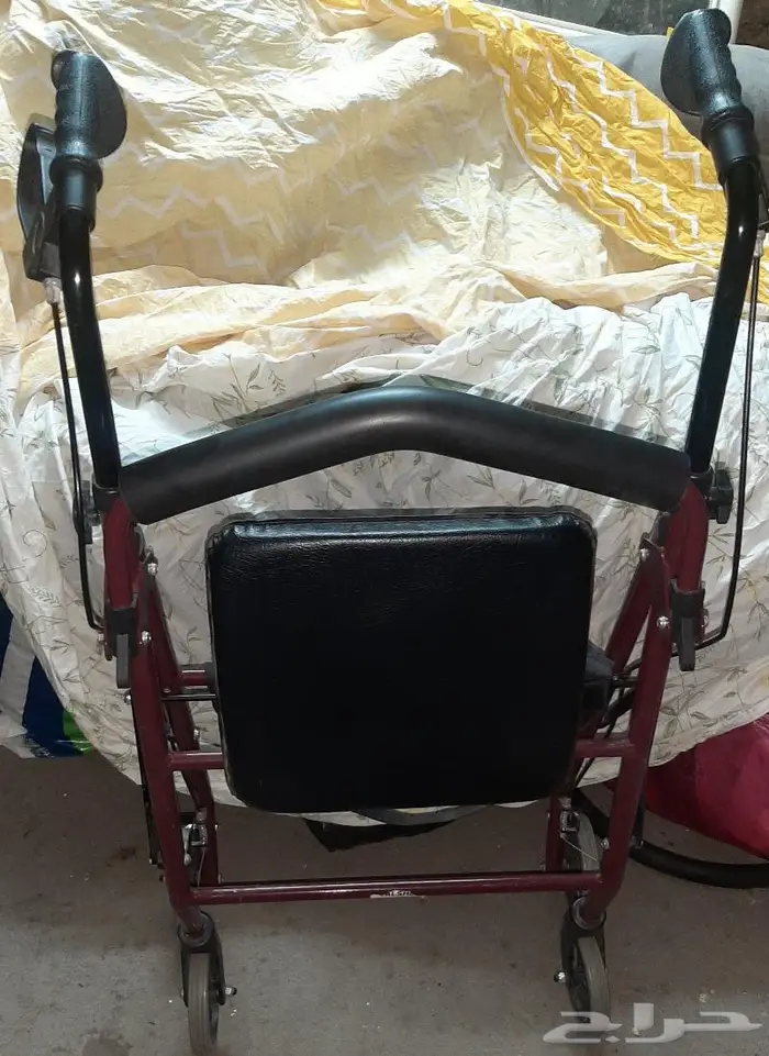 كراسي طبيه لذوي الهمم والمصابين وكبار السن 7