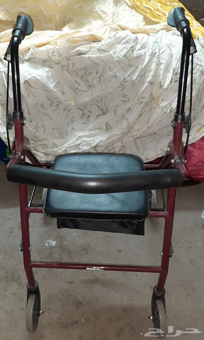 كراسي طبيه لذوي الهمم والمصابين وكبار السن 8