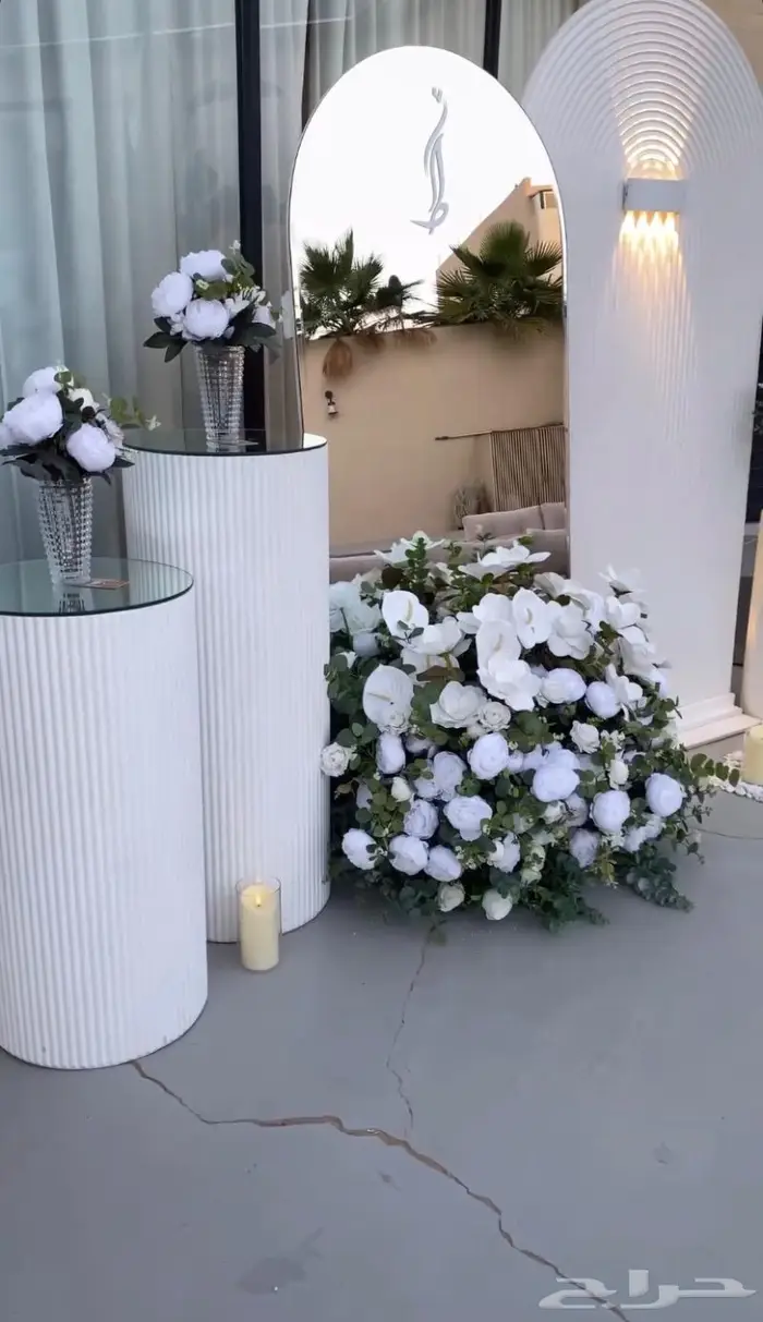 لدينا كل ما يخص الحفلات 36