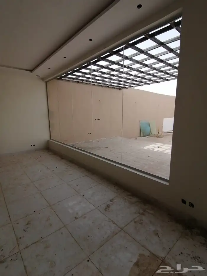 زجاج سكريت وزجاج استراكشر 4
