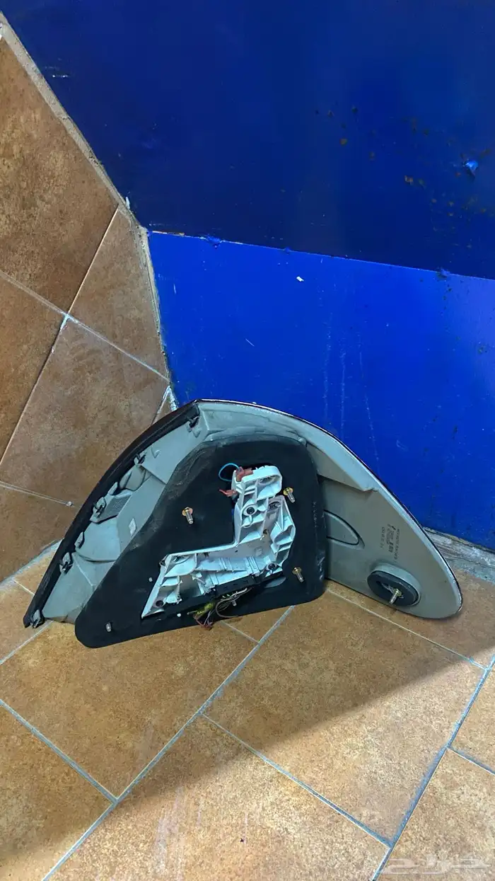 للبيع اسطبات مرسيدس خلفية W211 3