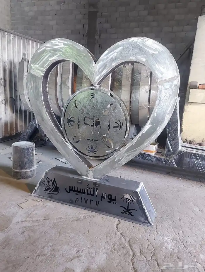 العاب اطفال حدائق عامة وخاصة وأعمدة إنارة وكافة مستلزماتها 84