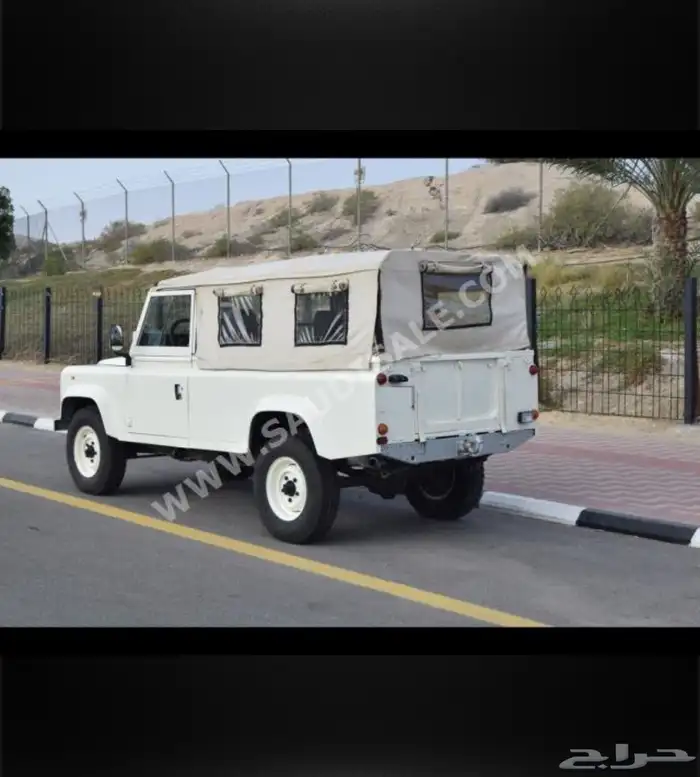 لاند روفر دفندر 1991 3