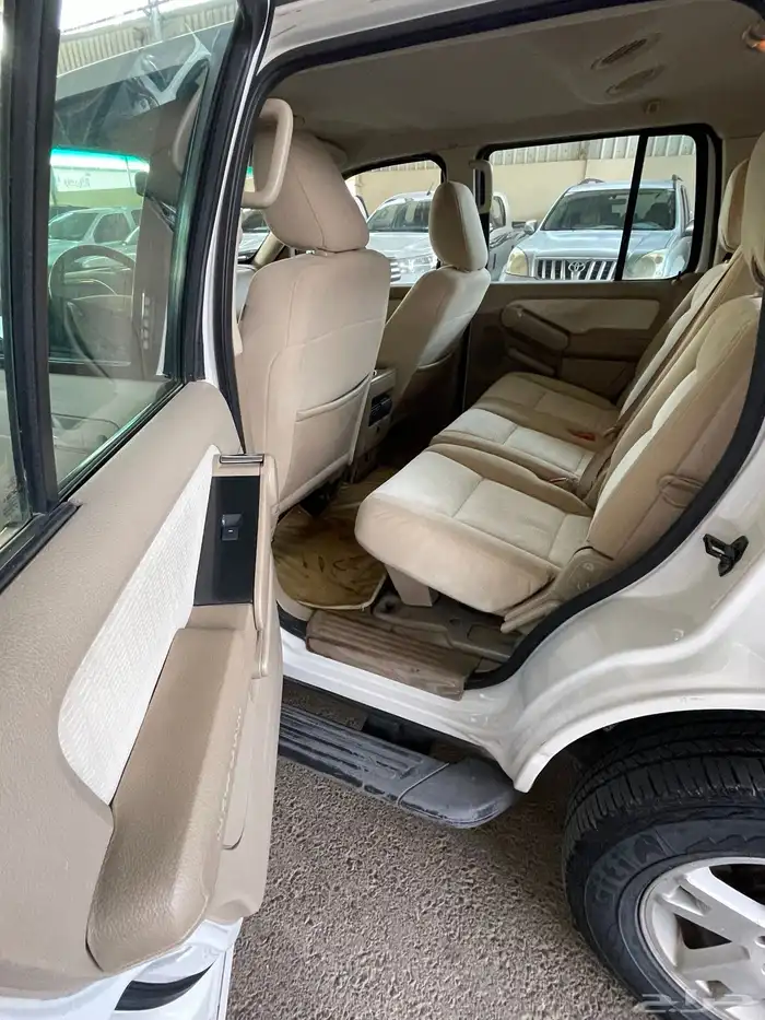 اكسبلور تم البيع 12