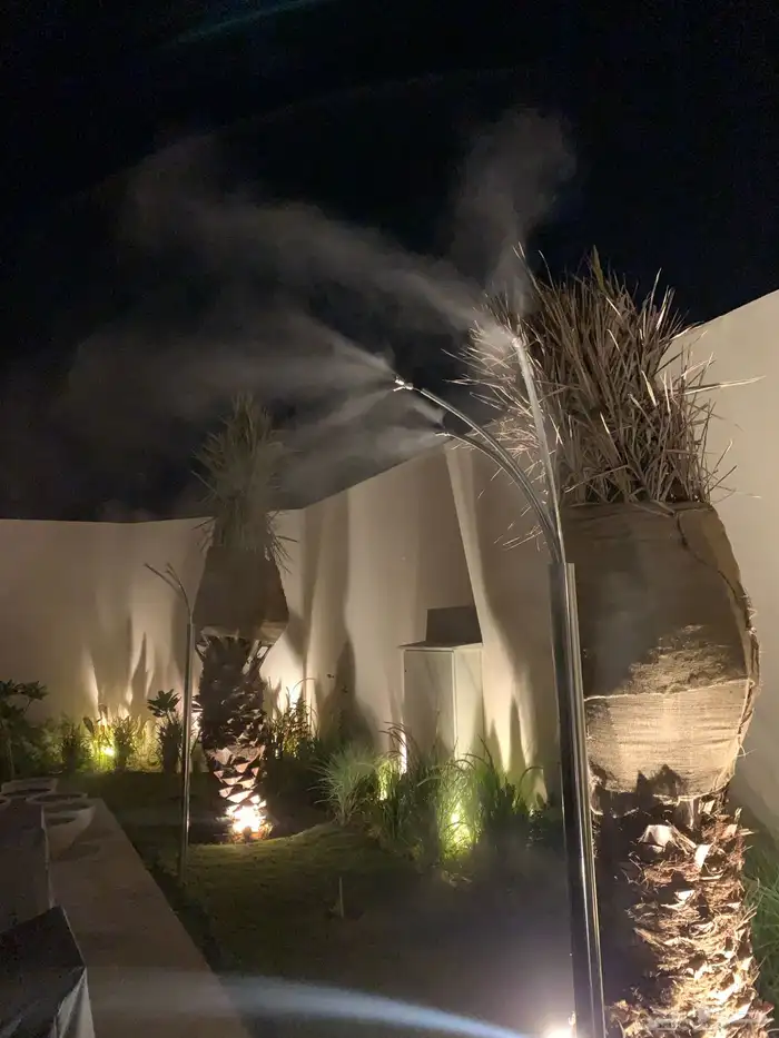 ضباب ورذاذ اعمدة رذاذ جلسات شاليه 6