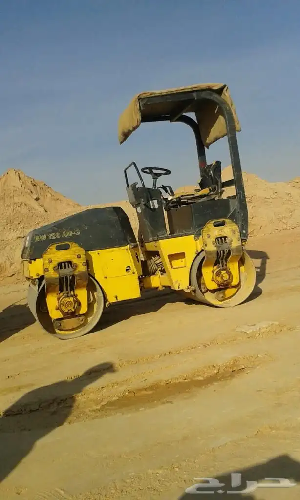 معدات ثقيلة للايجار اليومي والشهري 2