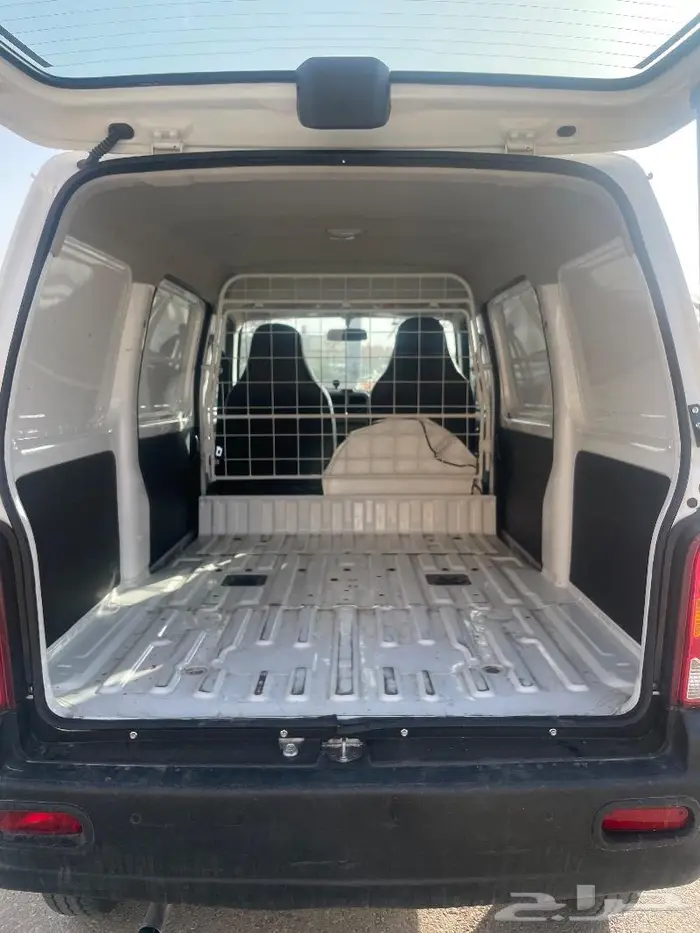 للايجار الشهري فان سوزوكي بضاعة 0