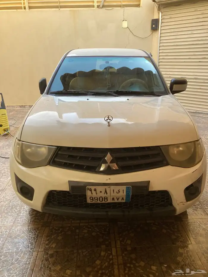 ميتسبيشي 2011 3