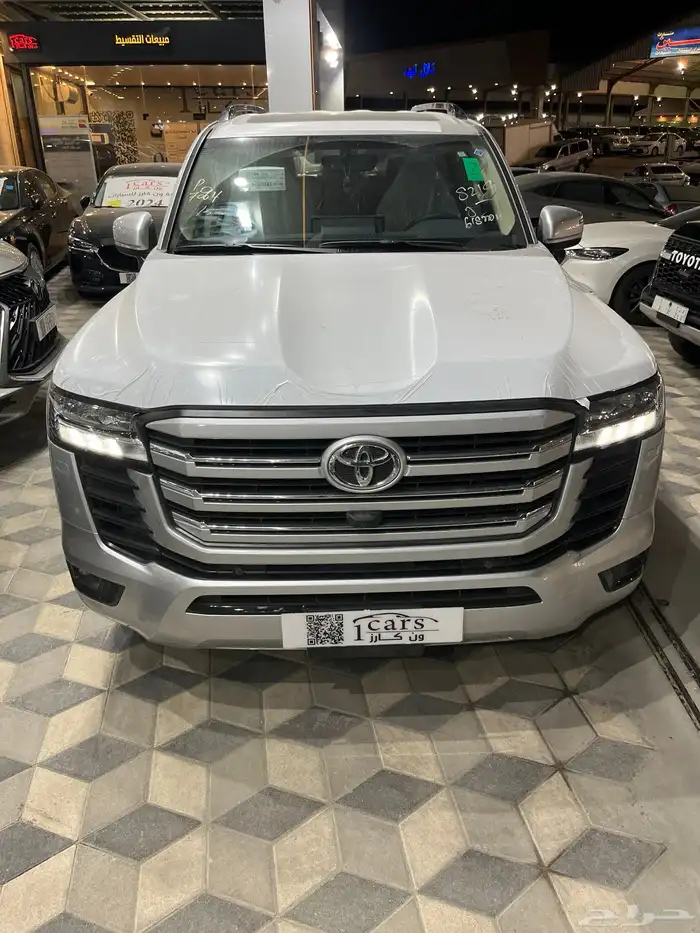 لاند كروزر GX-R2 2025 3
