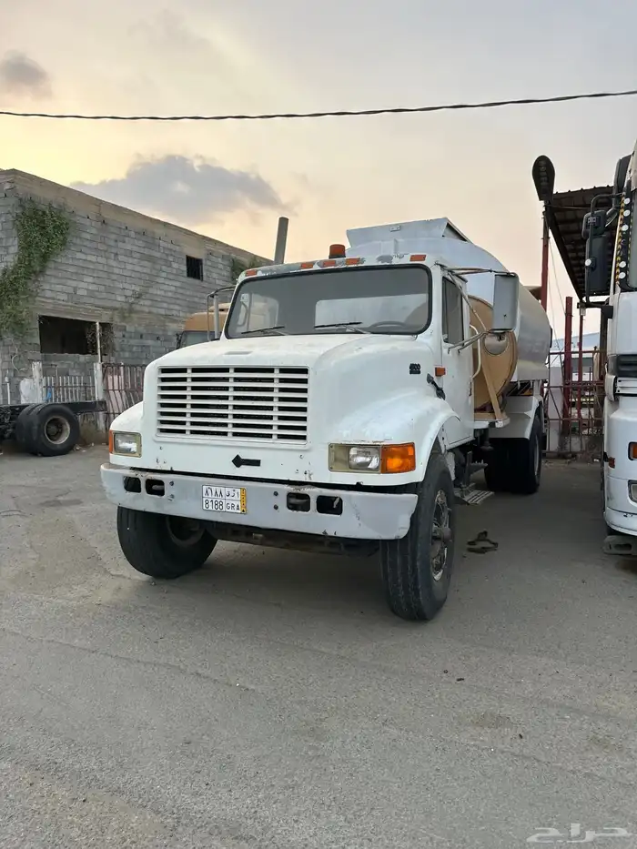 انترناشنال 8