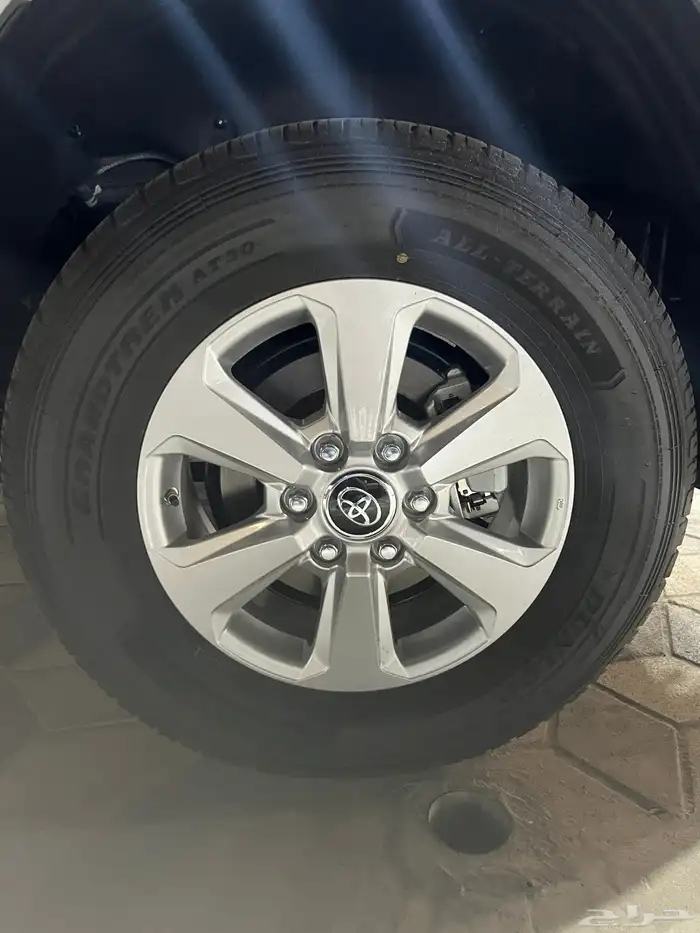 لاند كروزر GX-R2 2025 12