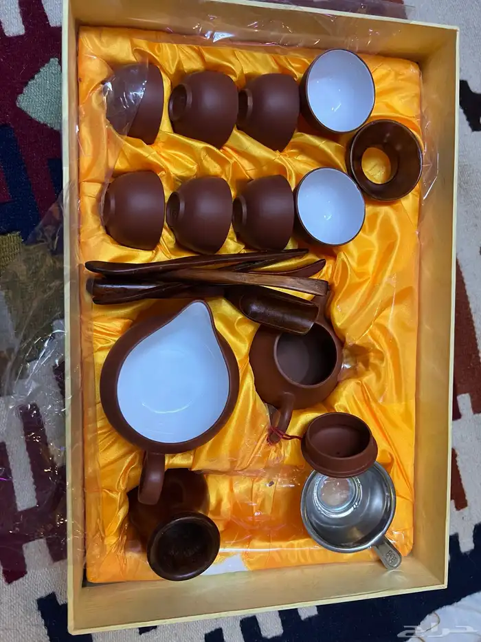 للبيع دله قديمه تراثيه مختومه رسلان وطقم صغير براد فخار 6