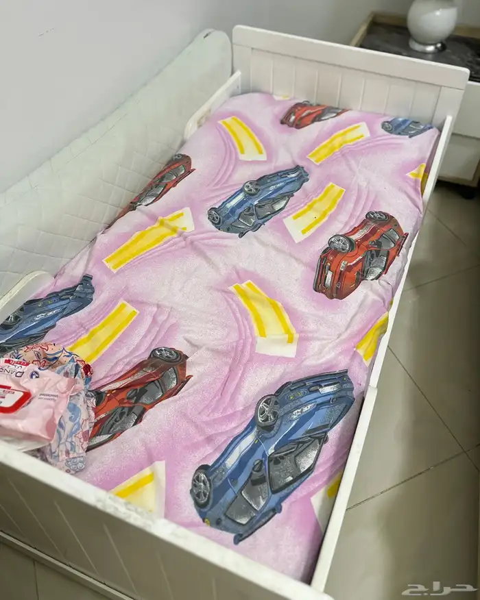 سرير اطفال للبيع المستعجل 0