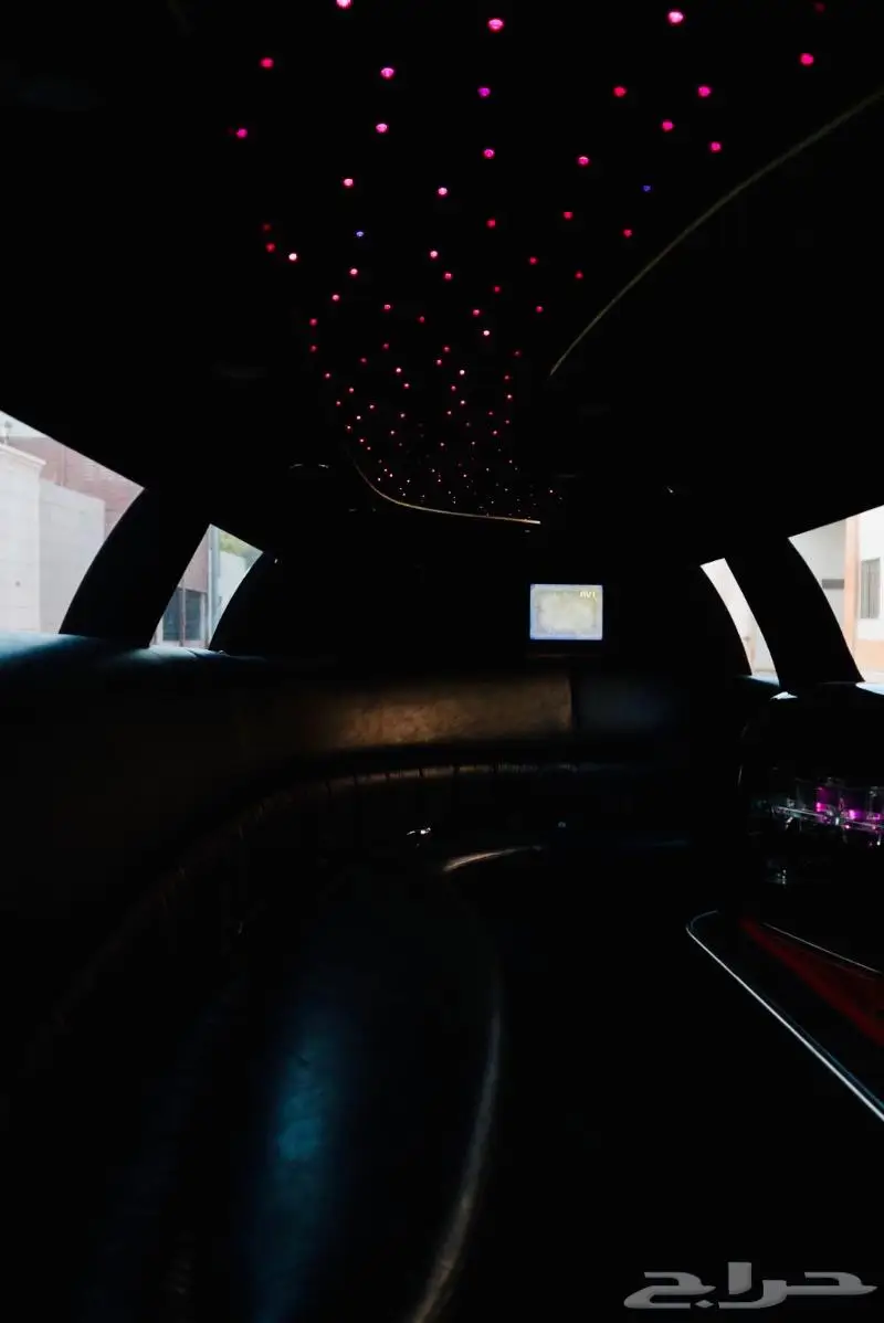 افخم ليموزينات رويال ليمو مميز vip مايباخ رولز تاون كار 43