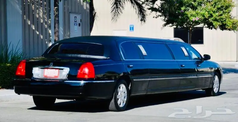 افخم ليموزينات رويال ليمو مميز vip مايباخ رولز تاون كار 28