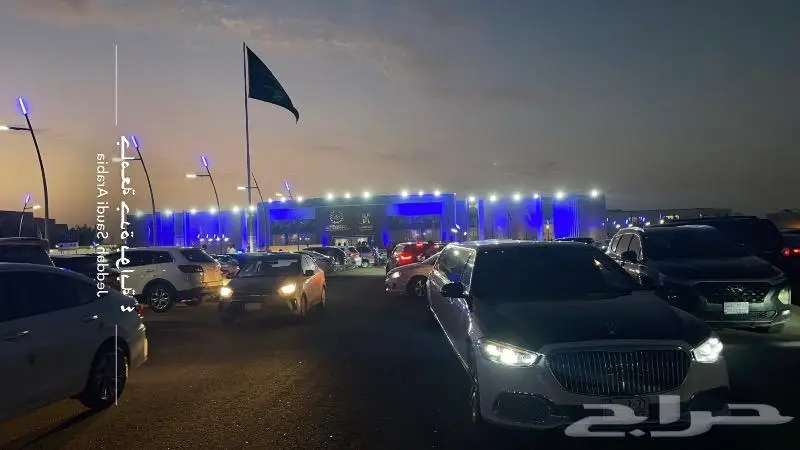 افخم ليموزينات رويال ليمو مميز vip مايباخ رولز تاون كار 1