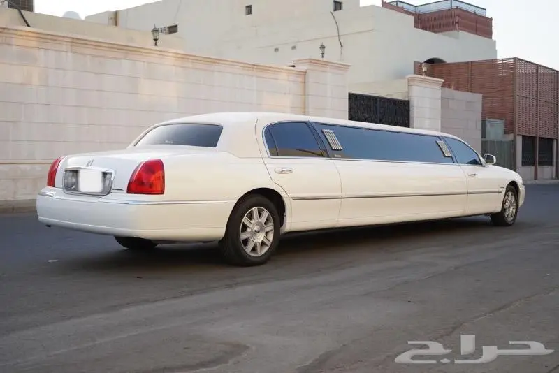 افخم ليموزينات رويال ليمو مميز vip مايباخ رولز تاون كار 51