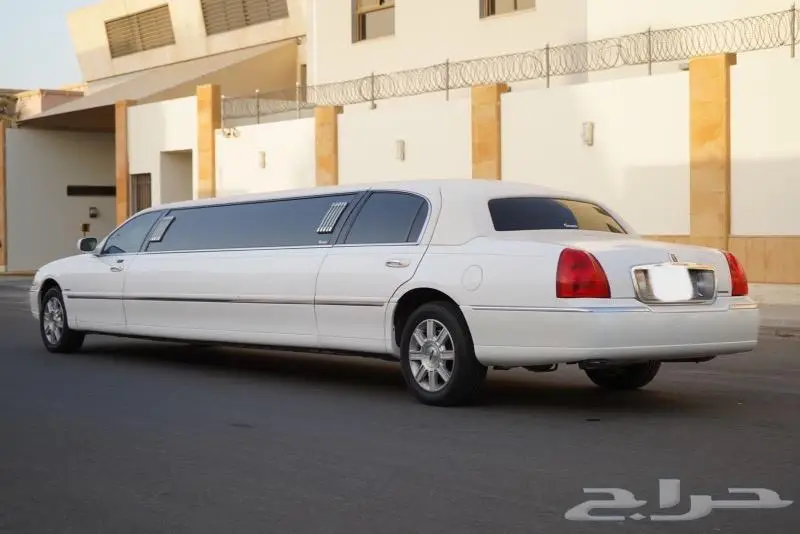 افخم ليموزينات رويال ليمو مميز vip مايباخ رولز تاون كار 53