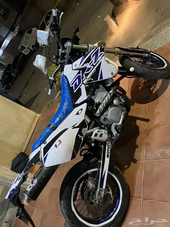 استكرات رياضيه كامله للديار 400 5