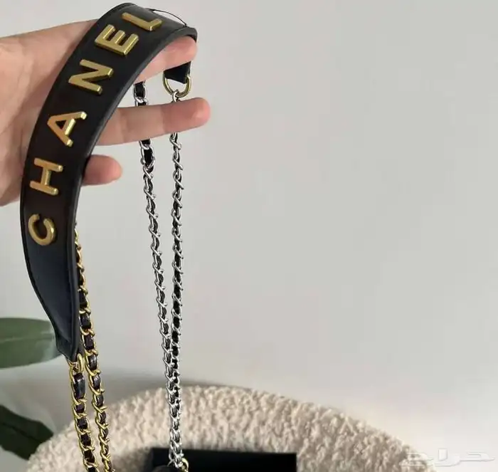 شنط   وعطور أصلي 19