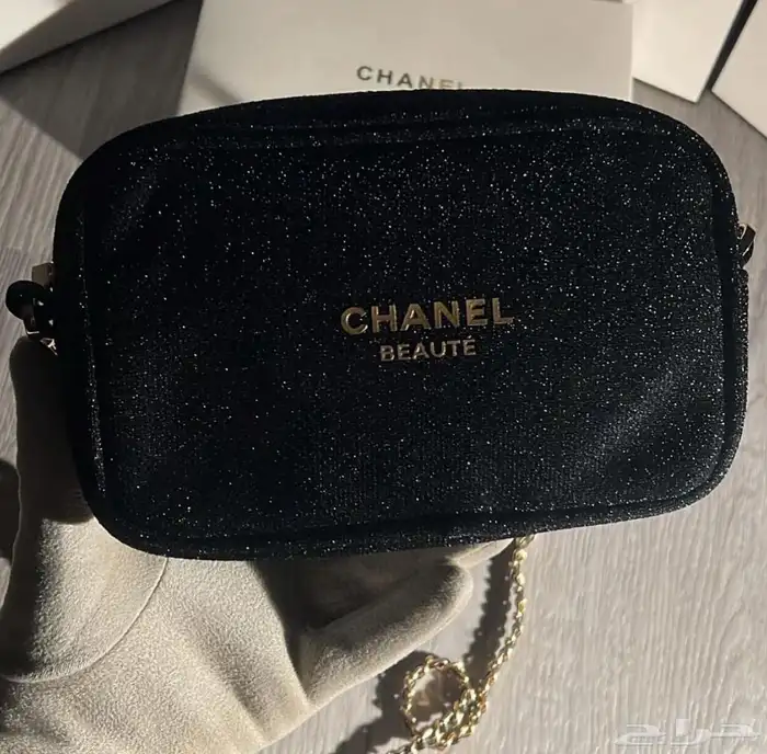 شنط   وعطور أصلي 18