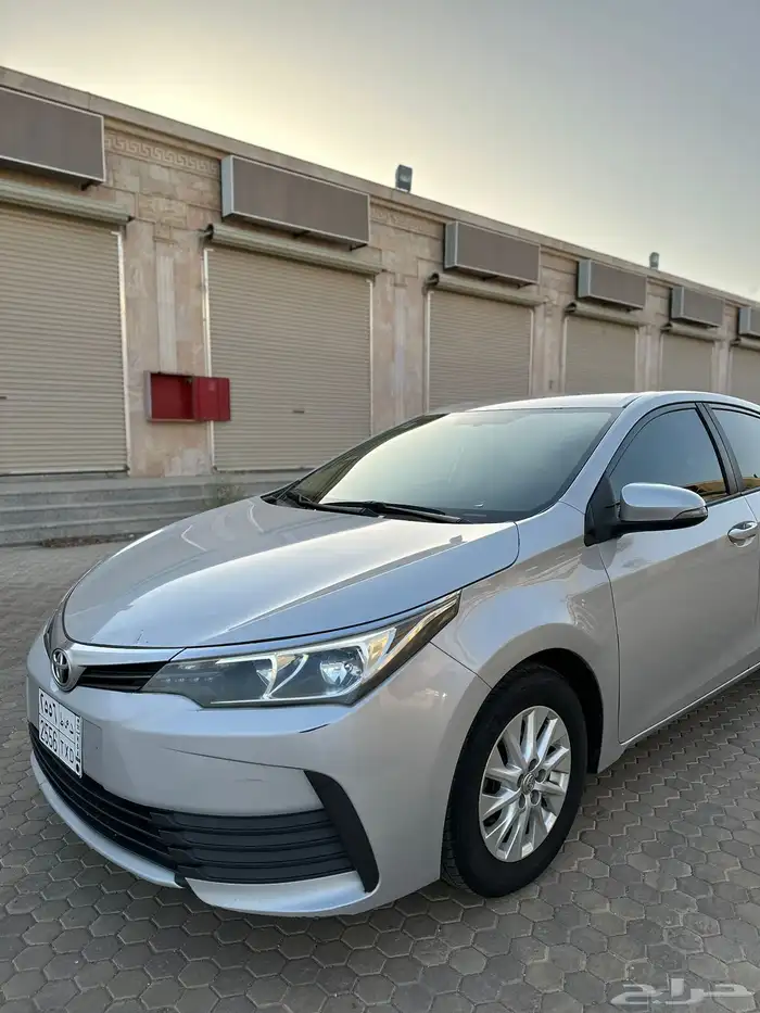تويوتا كورلا 2018 .. تم البيع .. 10