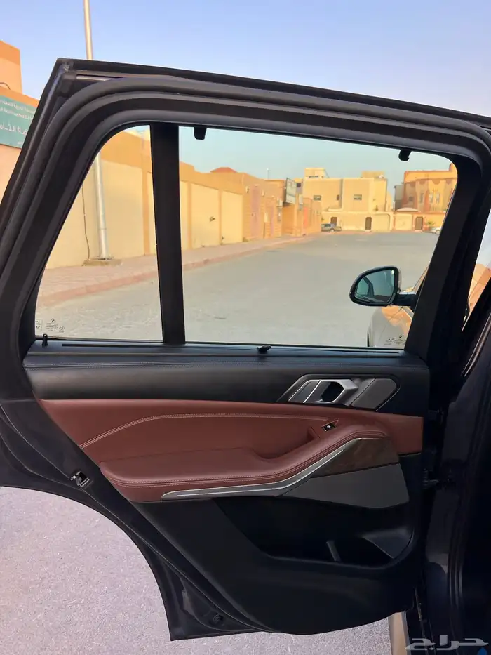 بي ام دبليو الفئة X5 جيب 2020  فل كامل نظيف جدا  وكالة 33