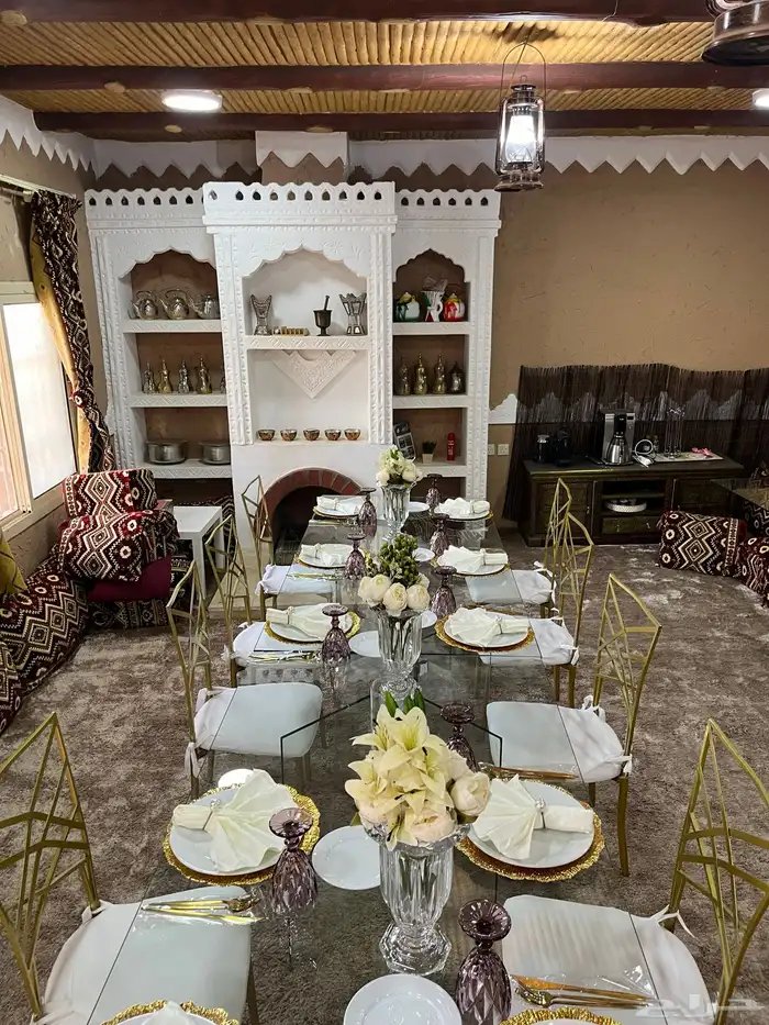 طاولات طعام 13