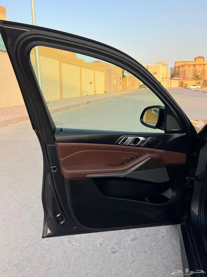بي ام دبليو الفئة X5 جيب 2020  فل كامل نظيف جدا  وكالة 28